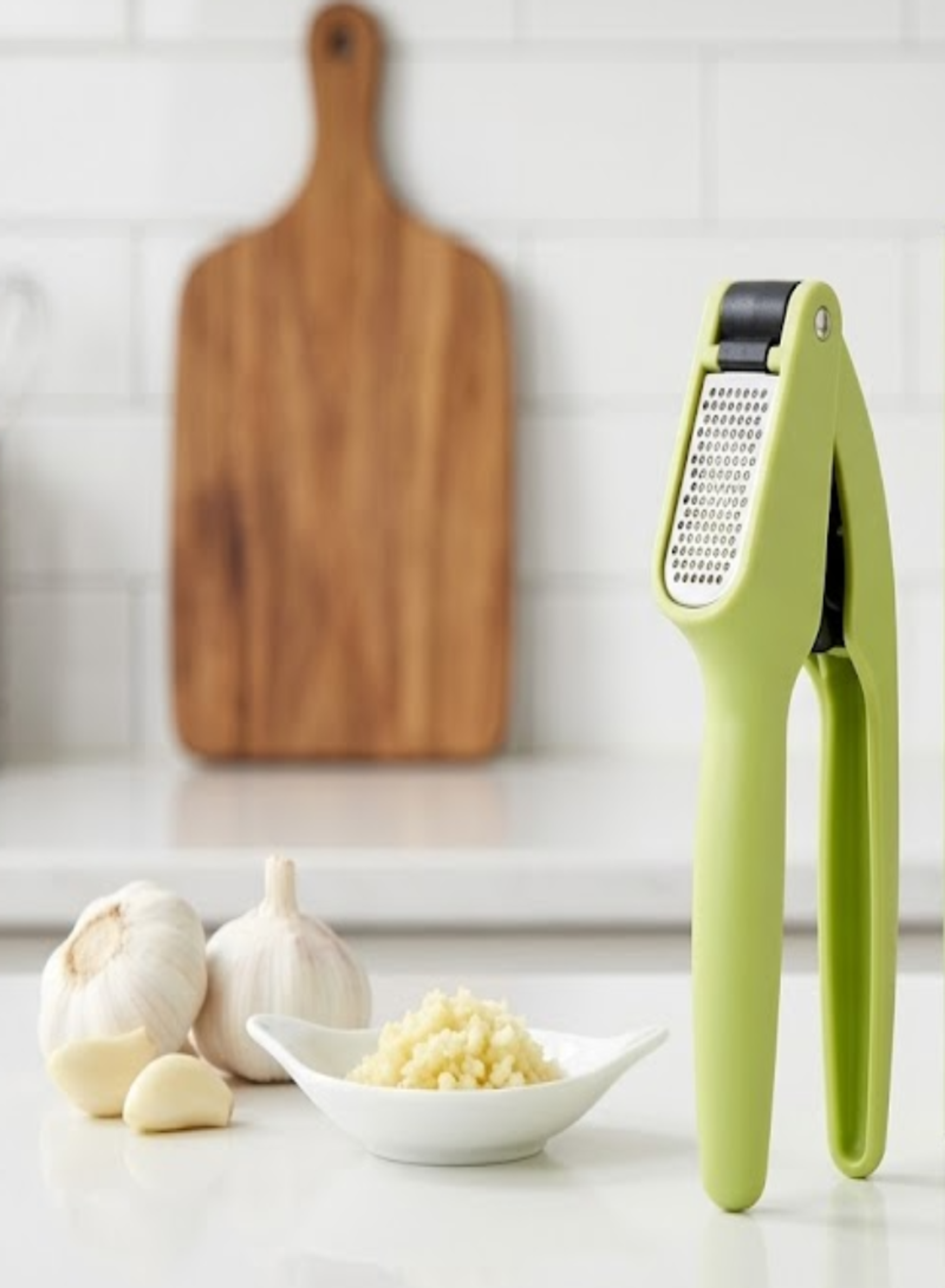 Manual Garlic Press Crusher – Easy Handheld Garlic Mincer & Kitchen Tool