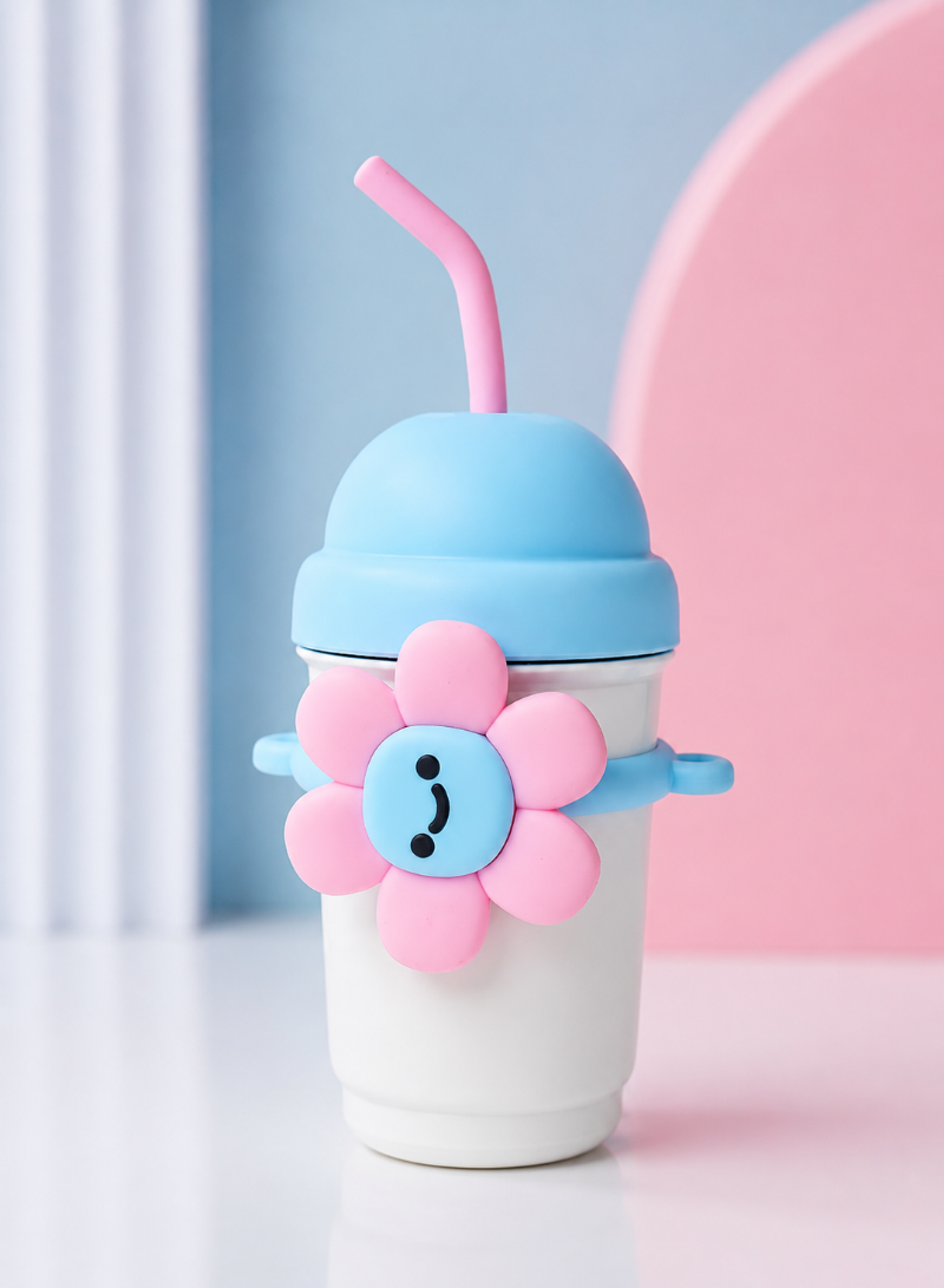 Cute Flower Straw Cup with Lid – Portable Pastel Drinking Cup for Kids & Daily Use