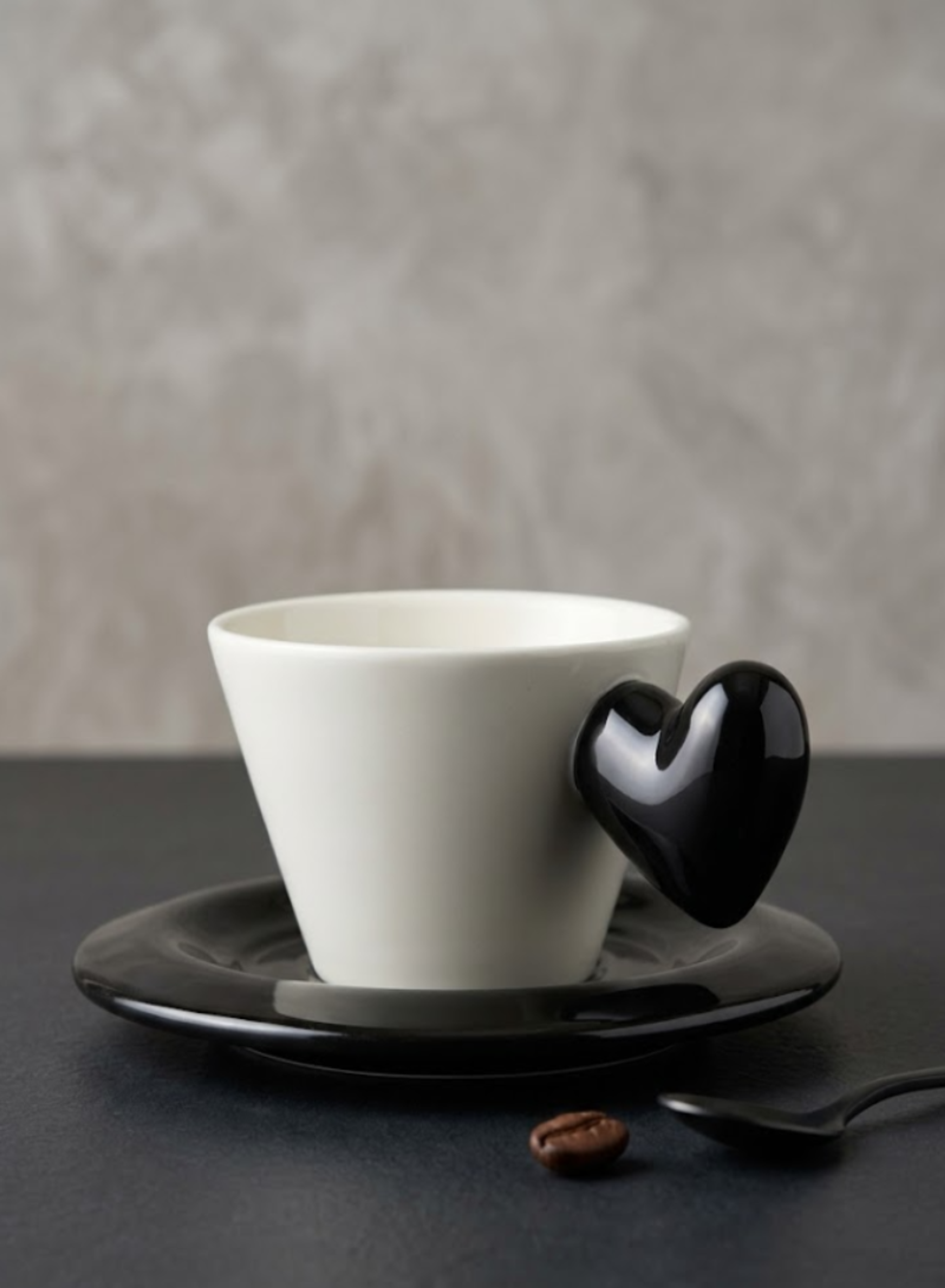 Heart Handle Ceramic Coffee Cup with Saucer – Elegant Modern Design